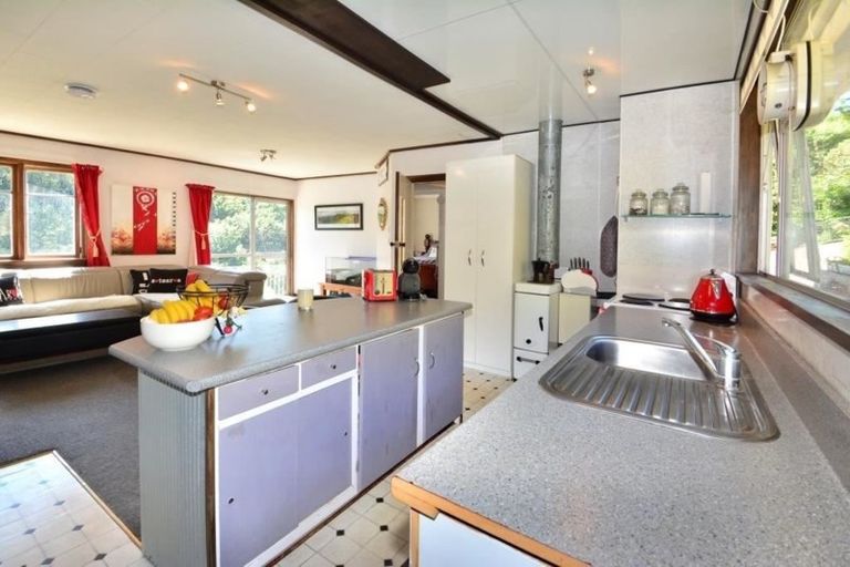 Photo of property in 60 Glen Road, Mornington, Dunedin, 9011