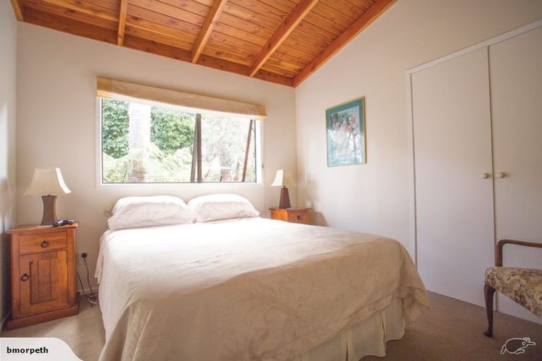 Photo of property in 72 Crows Road, Swanson, Auckland, 0614