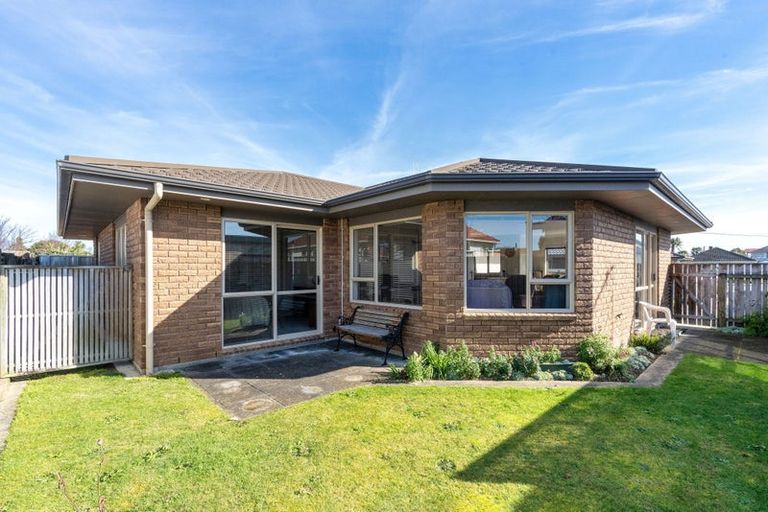 Photo of property in 14a Rugby Street, Levin, 5510