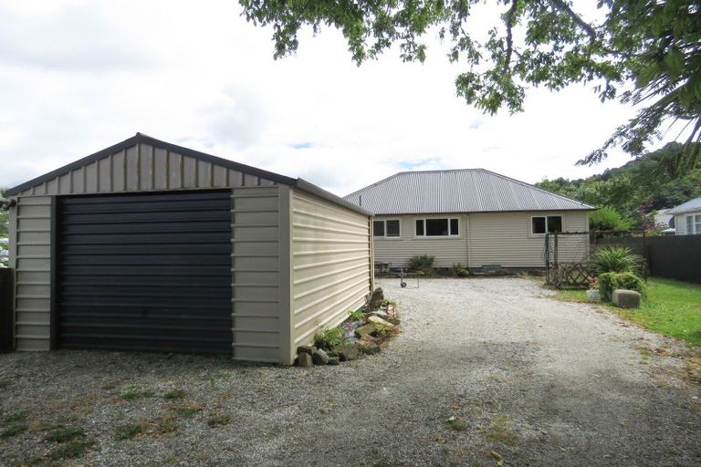 Photo of property in 38 Munson Street, Reefton, 7830