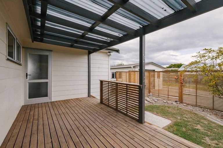 Photo of property in 1 Willowstream Grove, Cloverlea, Palmerston North, 4412