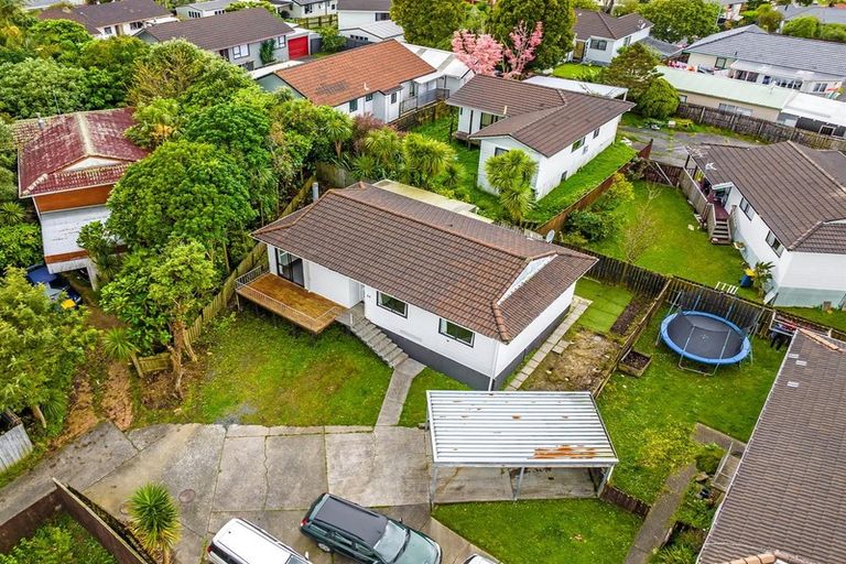 Photo of property in 64 Sunvue Road, Glen Eden, Auckland, 0602