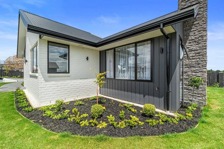 Photo of property in 2 Celeste Terrace, Peacocke, Hamilton, 3206