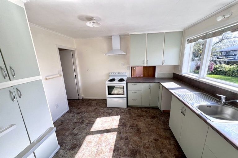 Photo of property in 33 Mcleod Road, Henderson, Auckland, 0612