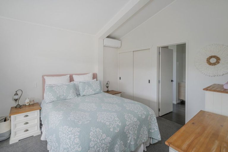 Photo of property in 27 Pacific Place, Whitianga, 3510