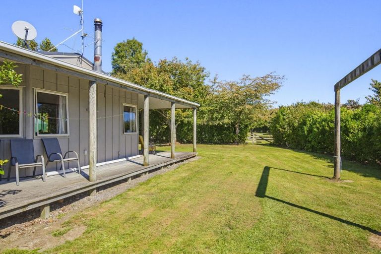 Photo of property in 63 South Manakau Road, Manakau, Otaki, 5583