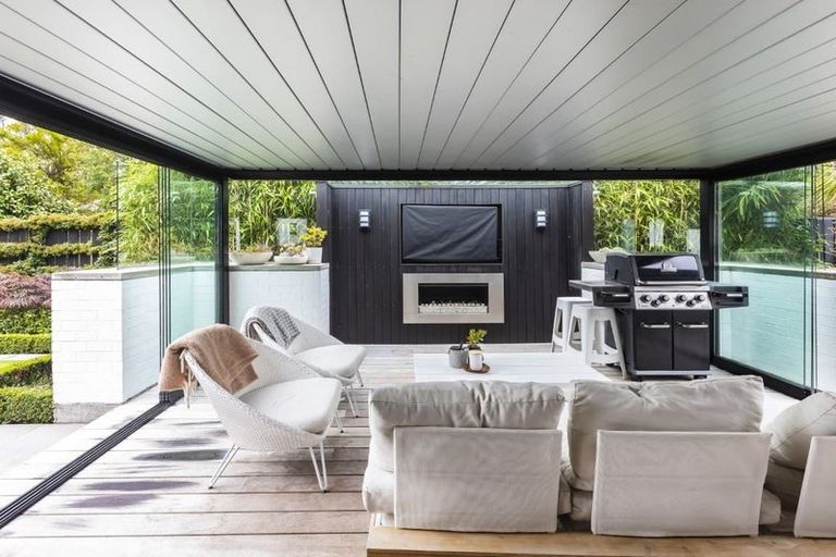 Photo of property in 266 Waimairi Road, Ilam, Christchurch, 8041