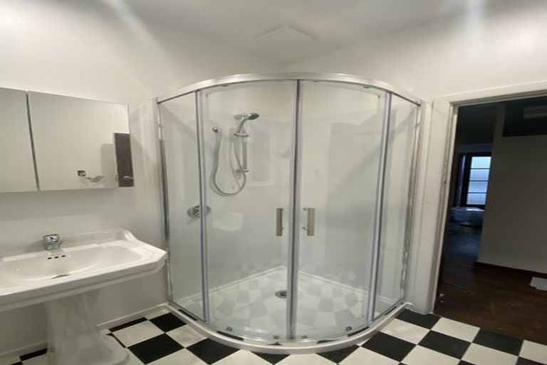 Photo of property in 12a Harvey Road, Bluff Hill, Napier, 4110