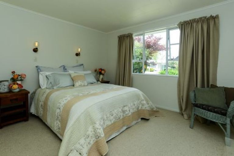 Photo of property in 704 Queen Street East, Parkvale, Hastings, 4122