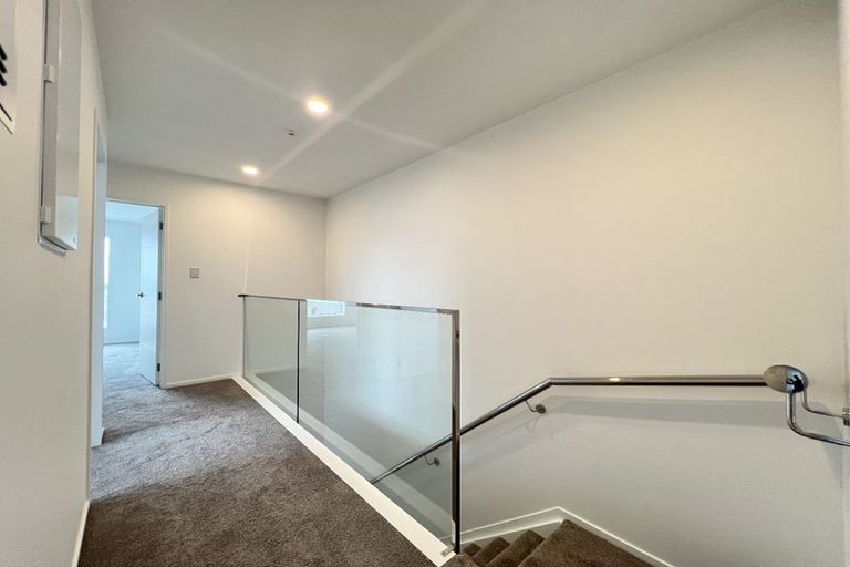 Photo of property in 7 Paretao Street, Massey, Auckland, 0614