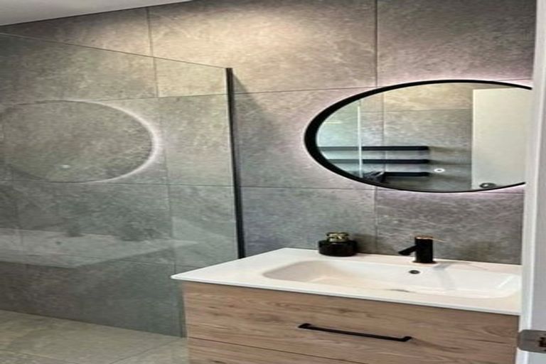 Photo of property in 5a Hetley Crescent, Taradale, Napier, 4112