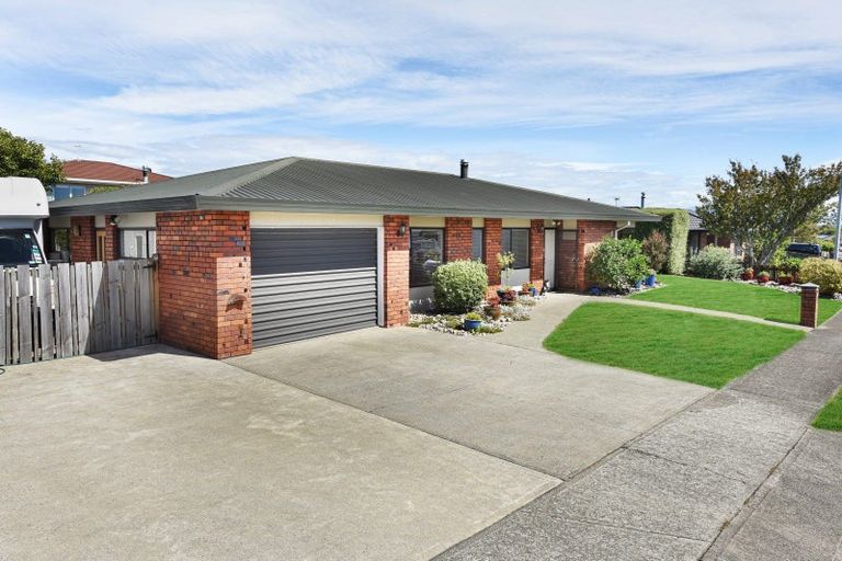 Photo of property in 31 Aldinga Avenue, Stoke, Nelson, 7011