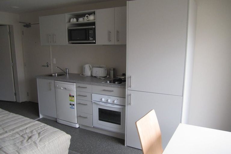 Photo of property in The Peak Apartments, 1001/170 Taranaki Street, Te Aro, Wellington, 6011