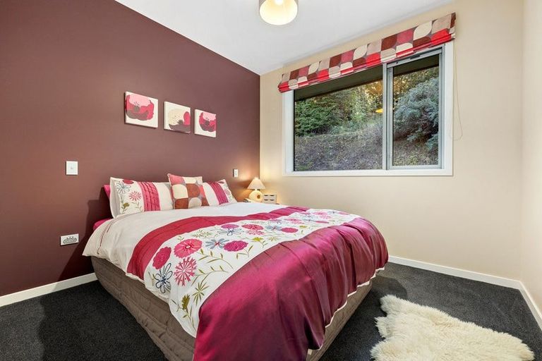 Photo of property in 7 Tall Tree Lane, Mount Creighton, Queenstown, 9371