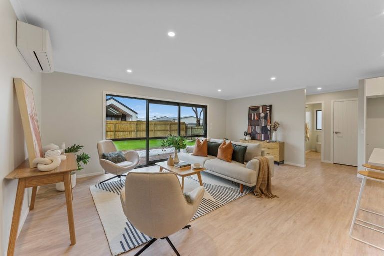 Photo of property in 9 Ropata Te Ao Way, Otaki, 5512