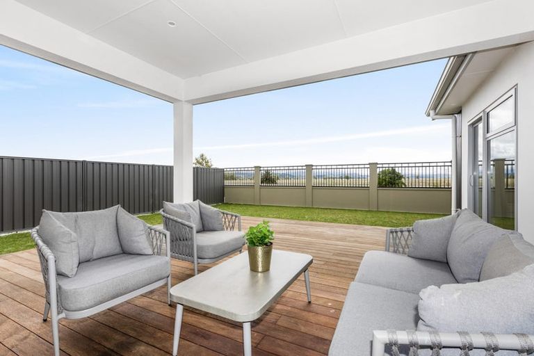 Photo of property in 54 Pelorus Avenue, Poraiti, Napier, 4112