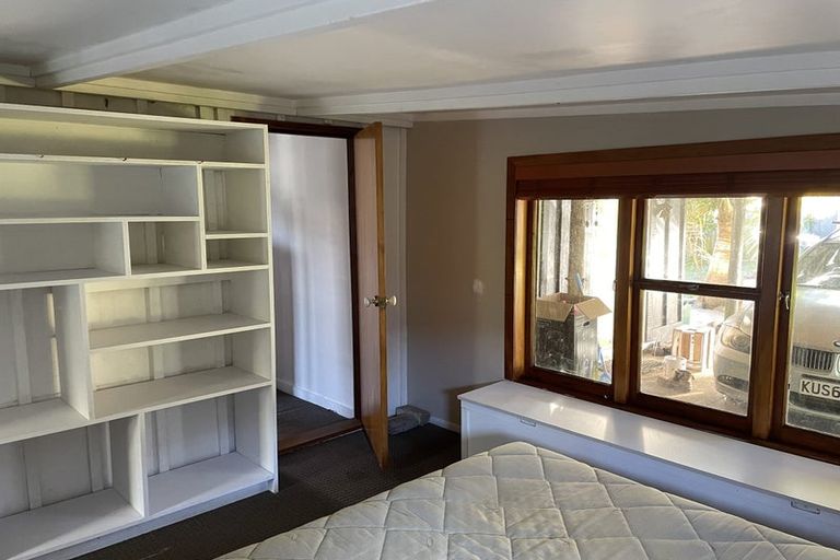 Photo of property in 18 Omokoroa Road, Omokoroa, 3114