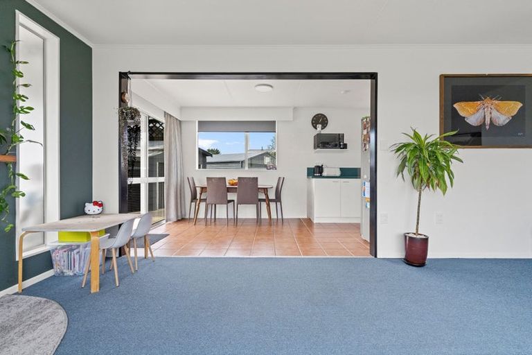 Photo of property in 39 Heather Street, Levin, 5510