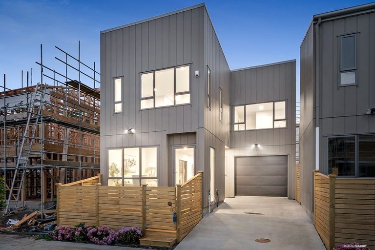 Photo of property in 6 Gecko Road, Hobsonville, Auckland, 0616