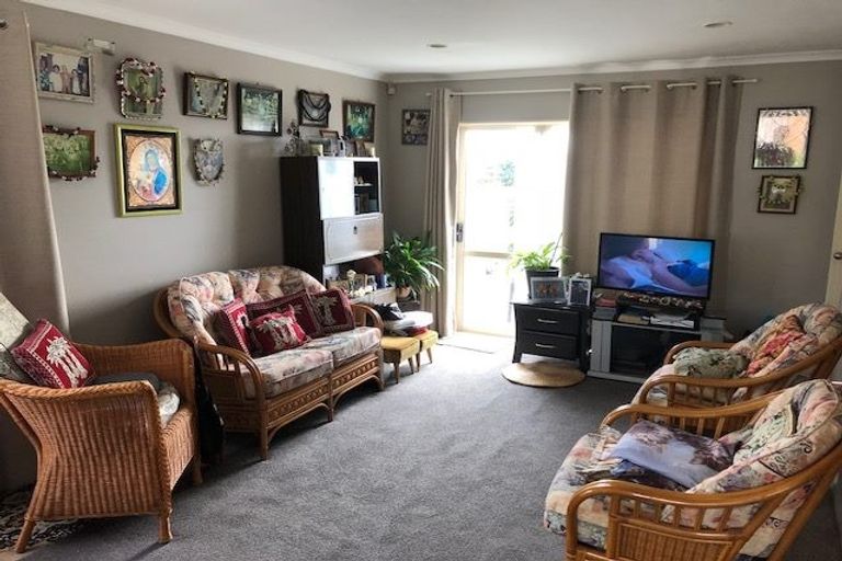 Photo of property in 8/15 Hastie Avenue, Mangere Bridge, Auckland, 2022