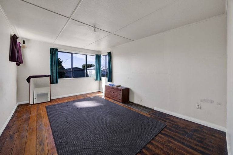 Photo of property in 4 Meredith Street, Patea, 4520