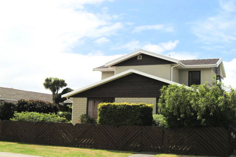 Photo of property in 38 Laing Crescent, Heathcote Valley, Christchurch, 8022