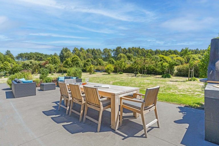 Photo of property in 4 Kanuka Grove, Kinloch, Taupo, 3377