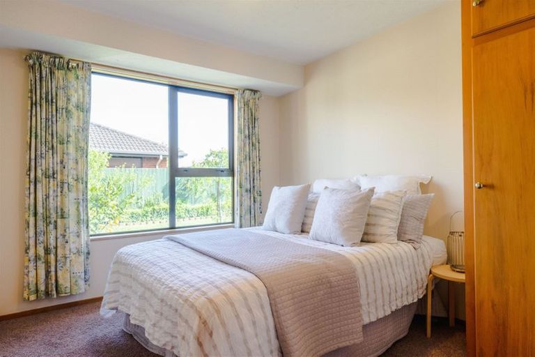 Photo of property in 2 Ben Nevis Drive, Broomfield, Christchurch, 8042