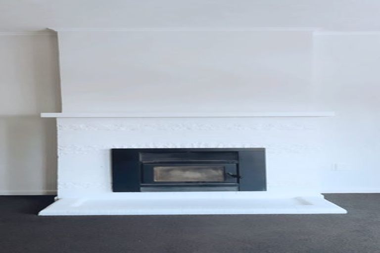 Photo of property in 102 Malcolm Avenue, Beckenham, Christchurch, 8023