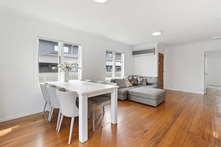 Photo of property in 6c Williams Place, Fairfield, Hamilton, 3214