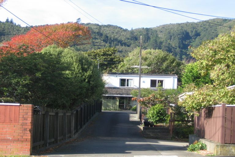 Photo of property in 363 Stokes Valley Road, Stokes Valley, Lower Hutt, 5019