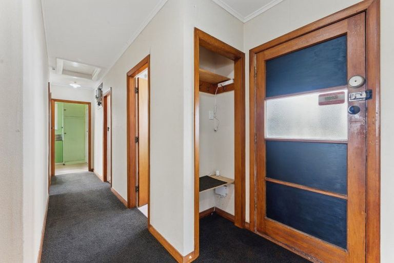 Photo of property in 11 Ward Street, Bulls, 4818