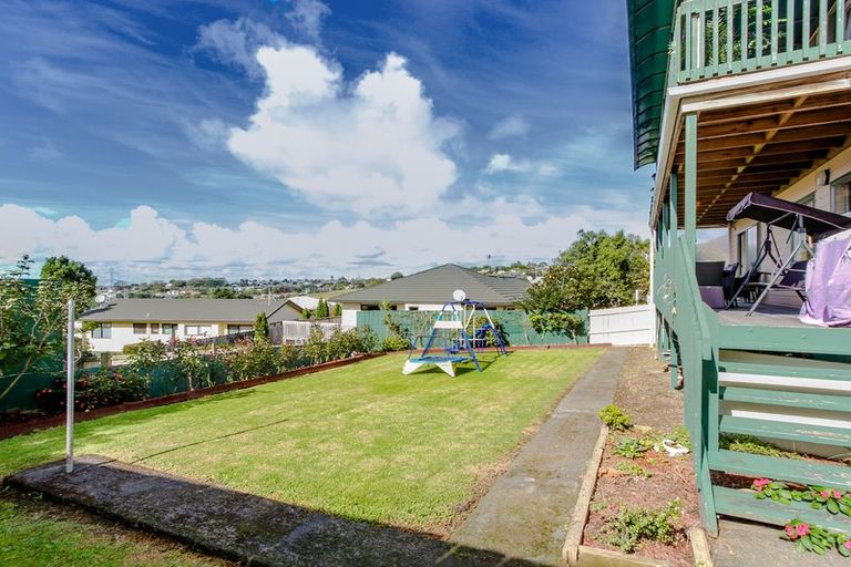 Photo of property in 81 Garton Drive, Massey, Auckland, 0614