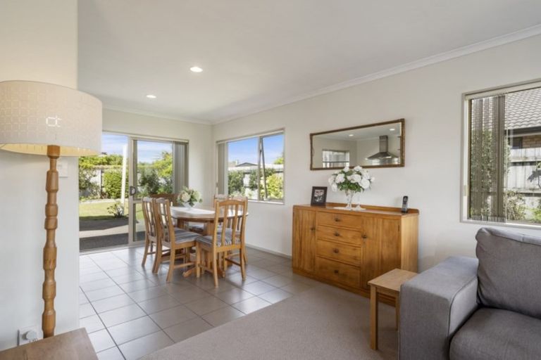 Photo of property in 10 Emmerdale Place, Ohauiti, Tauranga, 3112