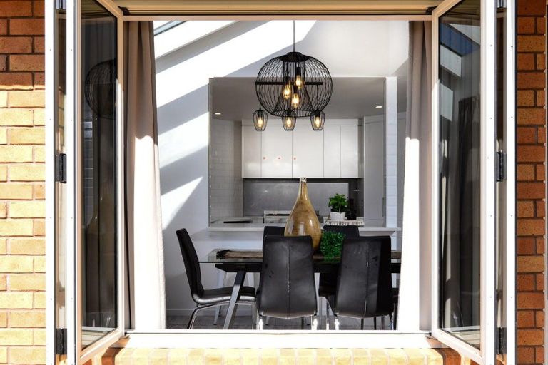 Photo of property in 23 Dixon Road, Fitzroy, Hamilton, 3206