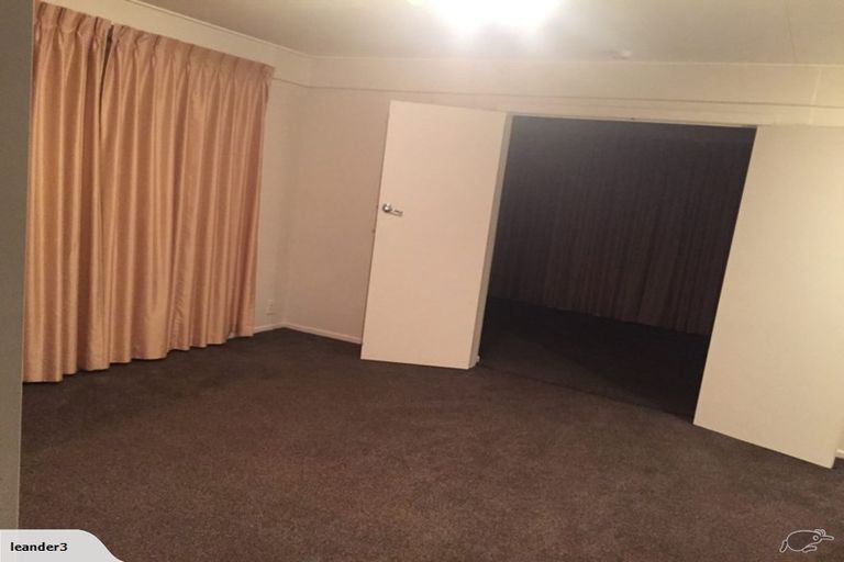 Photo of property in 1 Dowling Place, Pakuranga, Auckland, 2010
