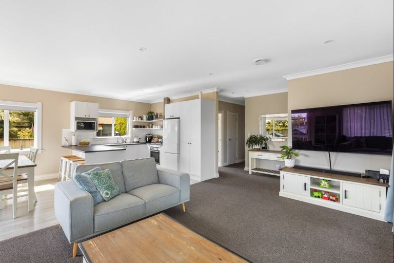 Photo of property in 26 Brookes Street, Inglewood, 4330