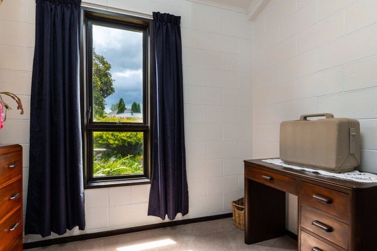 Photo of property in 12 Howick Road, Blenheim, 7201