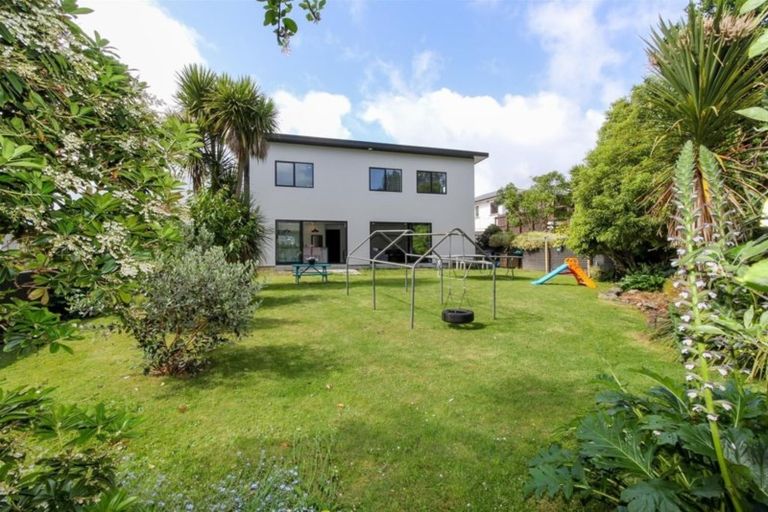 Photo of property in 32a Aubrey Street, New Plymouth, 4310