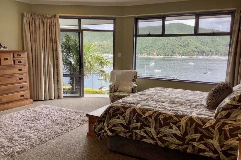 Photo of property in 8 Marina View, Waikawa, Picton, 7281