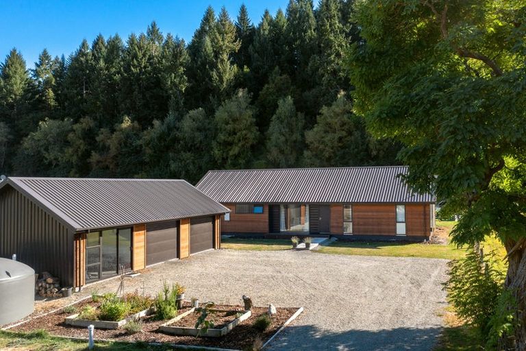 Photo of property in 14 Carlisle Street, Athol, 9793