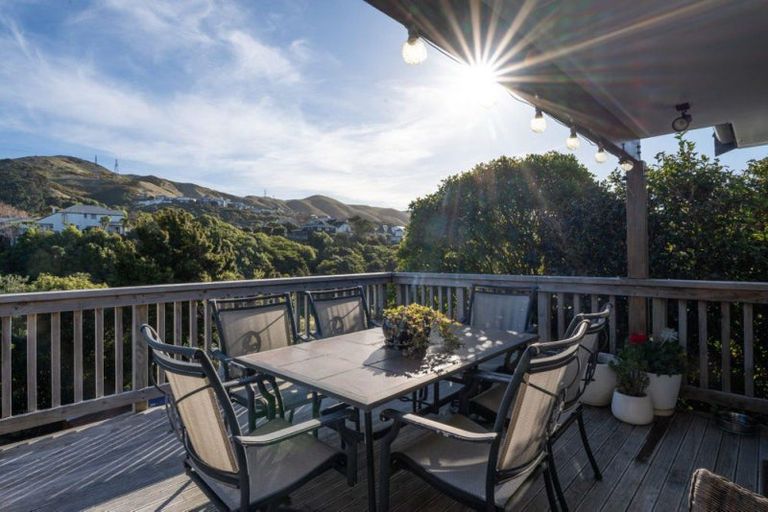 Photo of property in 9 Lakewood Avenue, Churton Park, Wellington, 6037