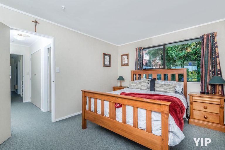 Photo of property in 29 Balliol Drive, Tawa, Wellington, 5028