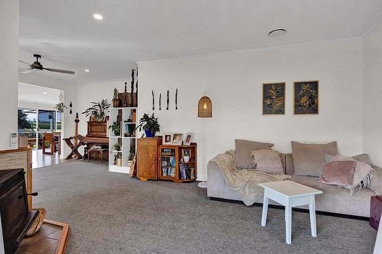 Photo of property in 1288 Normanby Road, Manaia, Hawera, 4678