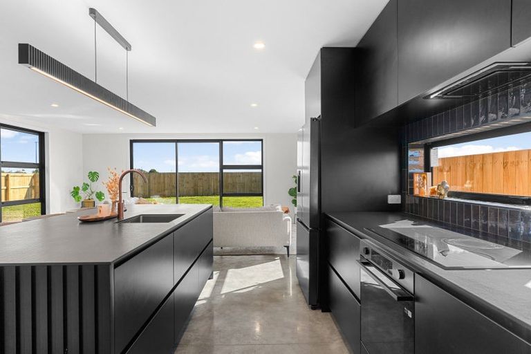 Photo of property in 28 Taurangawaka Road, One Tree Point, 0118