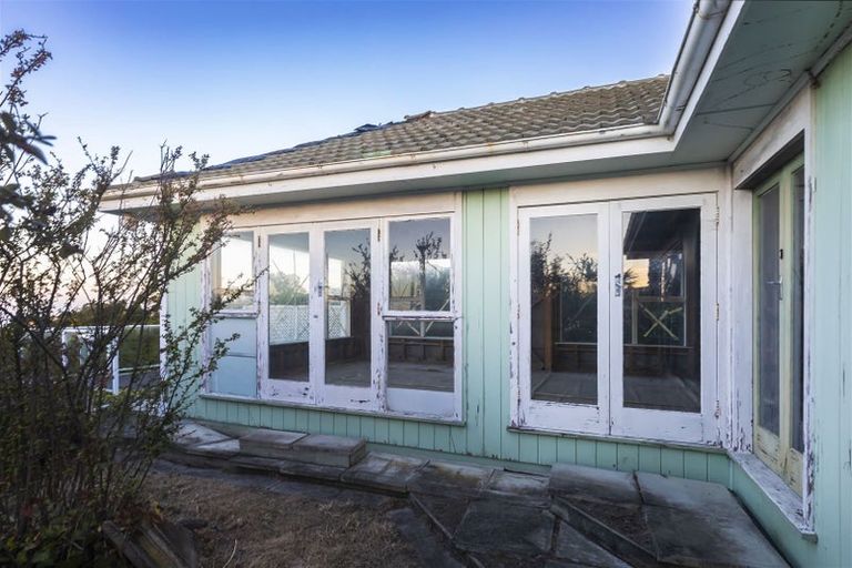 Photo of property in 192 Mount Pleasant Road, Mount Pleasant, Christchurch, 8081