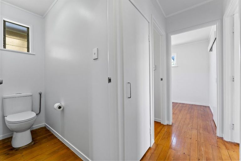 Photo of property in 1/117 Parkhurst Road, Parakai, 0830