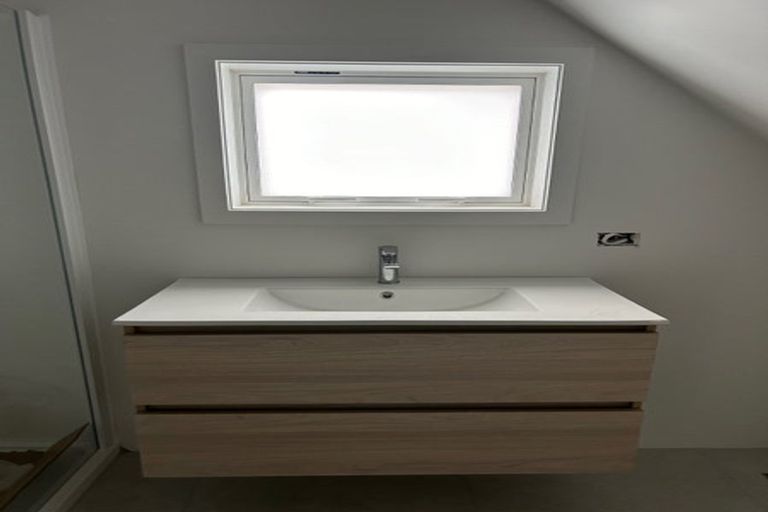 Photo of property in 8 Wilkinson Street, Oriental Bay, Wellington, 6011