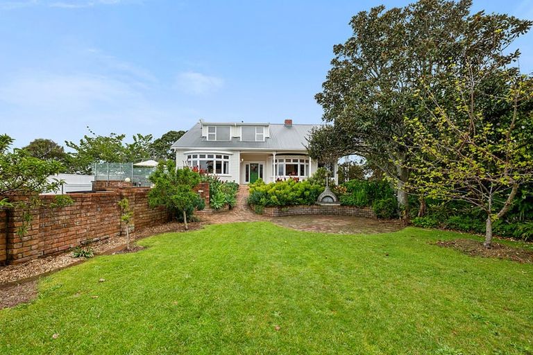 Photo of property in 533 Devon Street West, Blagdon, New Plymouth, 4310