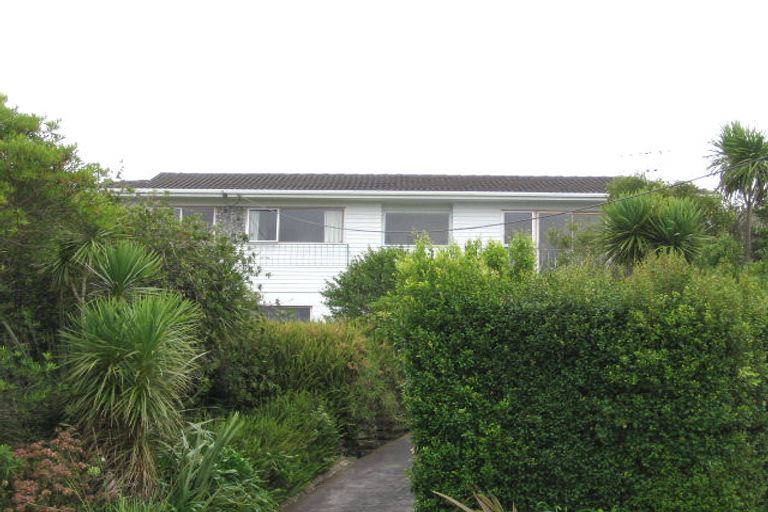 Photo of property in 34 Sea Vista Avenue, Beach Haven, Auckland, 0626
